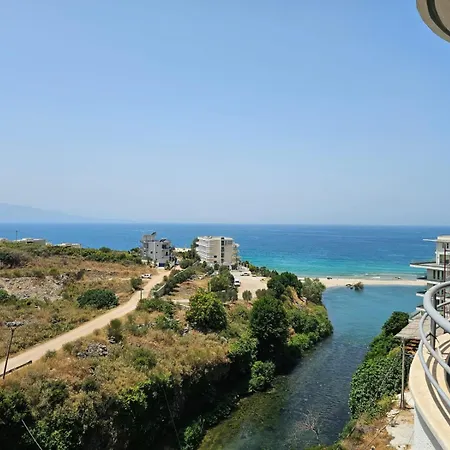 Bistrica With Sea View شقة
