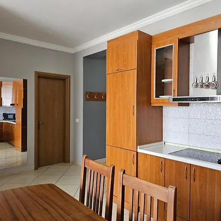 Bistrica With Sea View شقة *